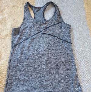 Oiselle tank top